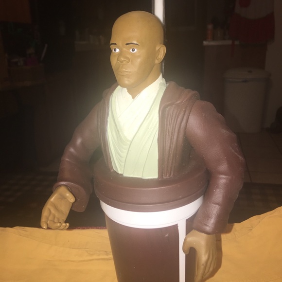 🔴COPY - NEW STAR WARS-MACE WINDU CUP&TOPPER w/Straw - Picture 2 of 8